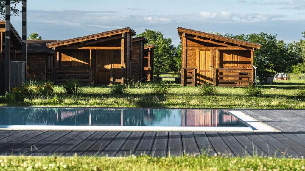 Camping Divoka Voda Bratislava Bagian luar foto
